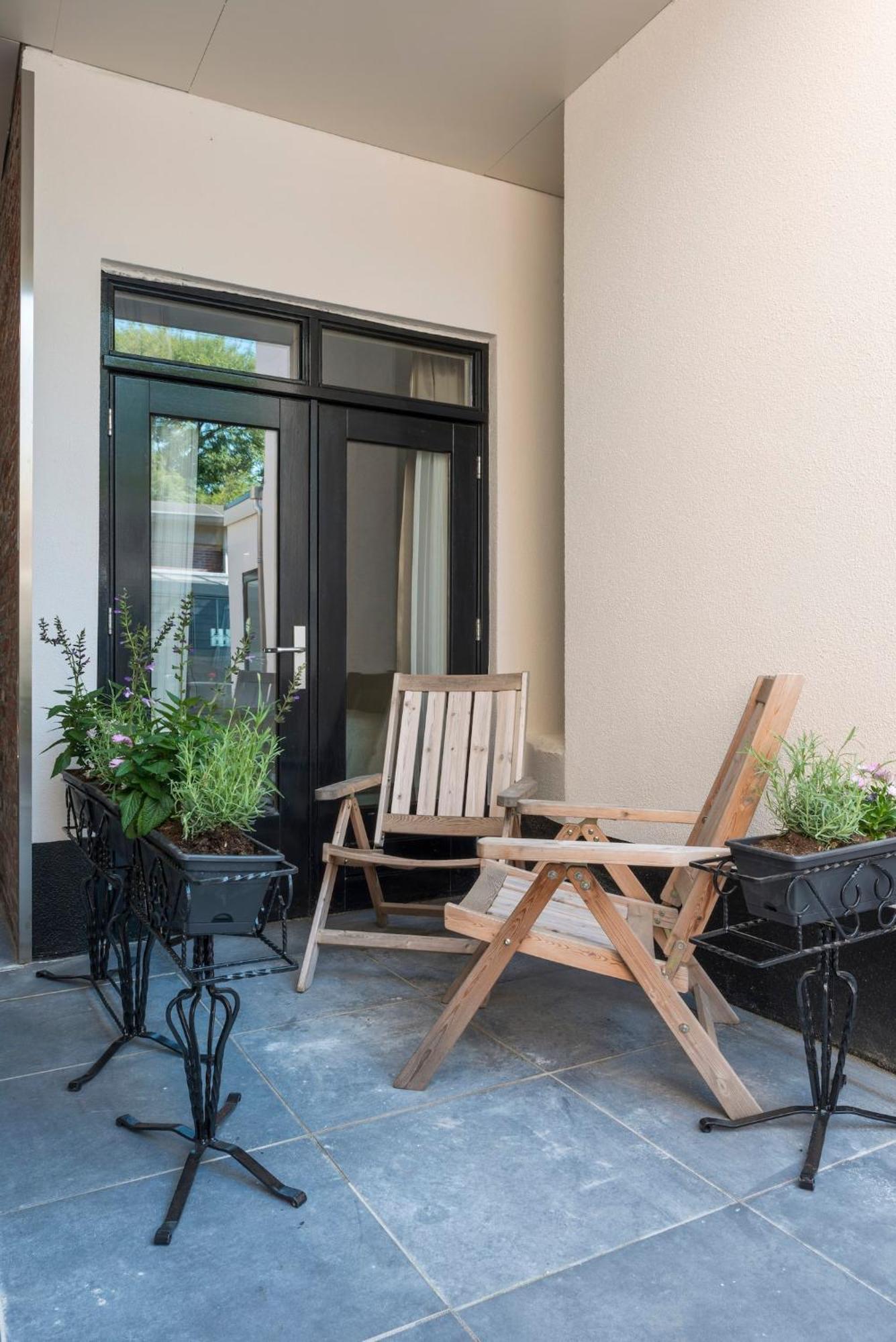 Petite Room With Wifi, Ac, And Shared Kitchen Tilburgo Exterior foto