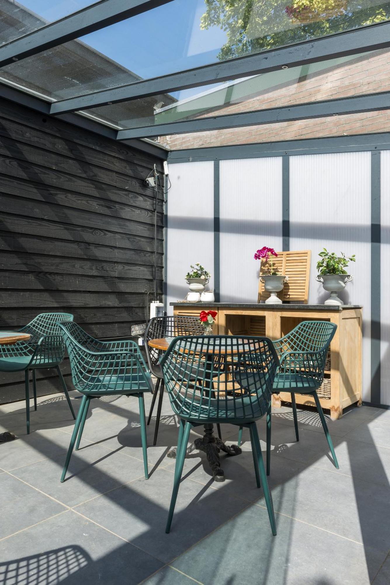 Petite Room With Wifi, Ac, And Shared Kitchen Tilburgo Exterior foto