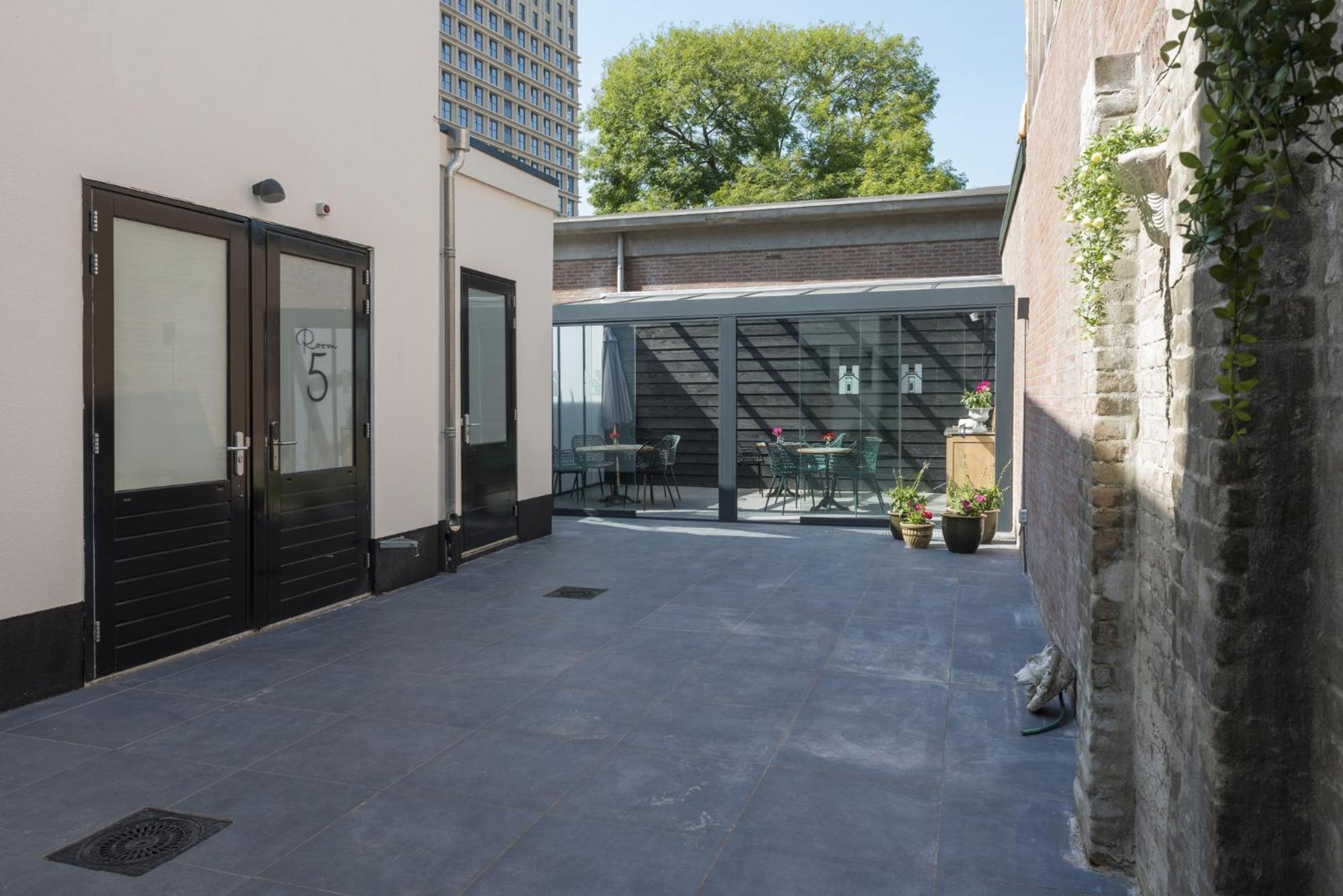 Petite Room With Wifi, Ac, And Shared Kitchen Tilburgo Exterior foto