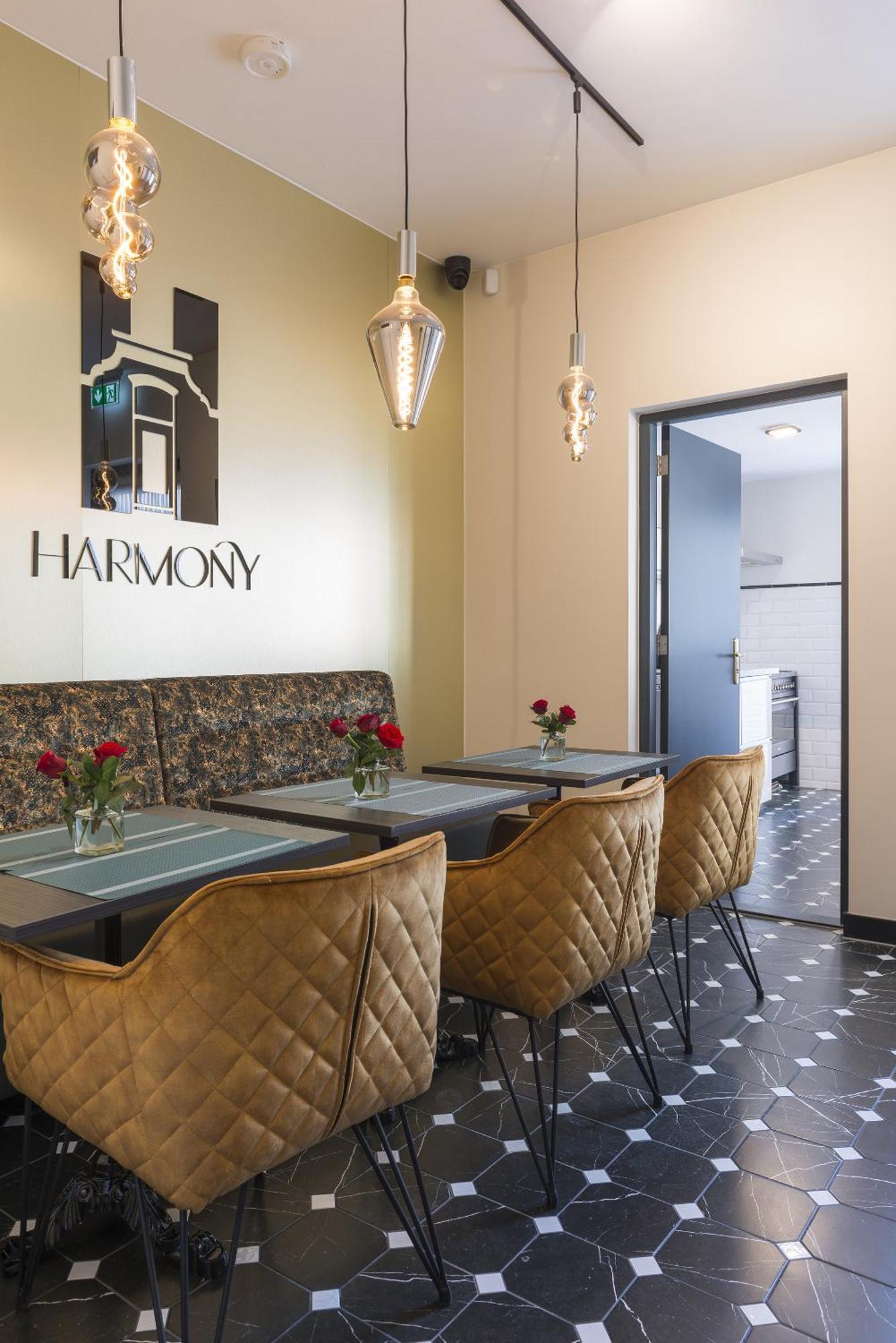 Petite Room With Wifi, Ac, And Shared Kitchen Tilburgo Exterior foto